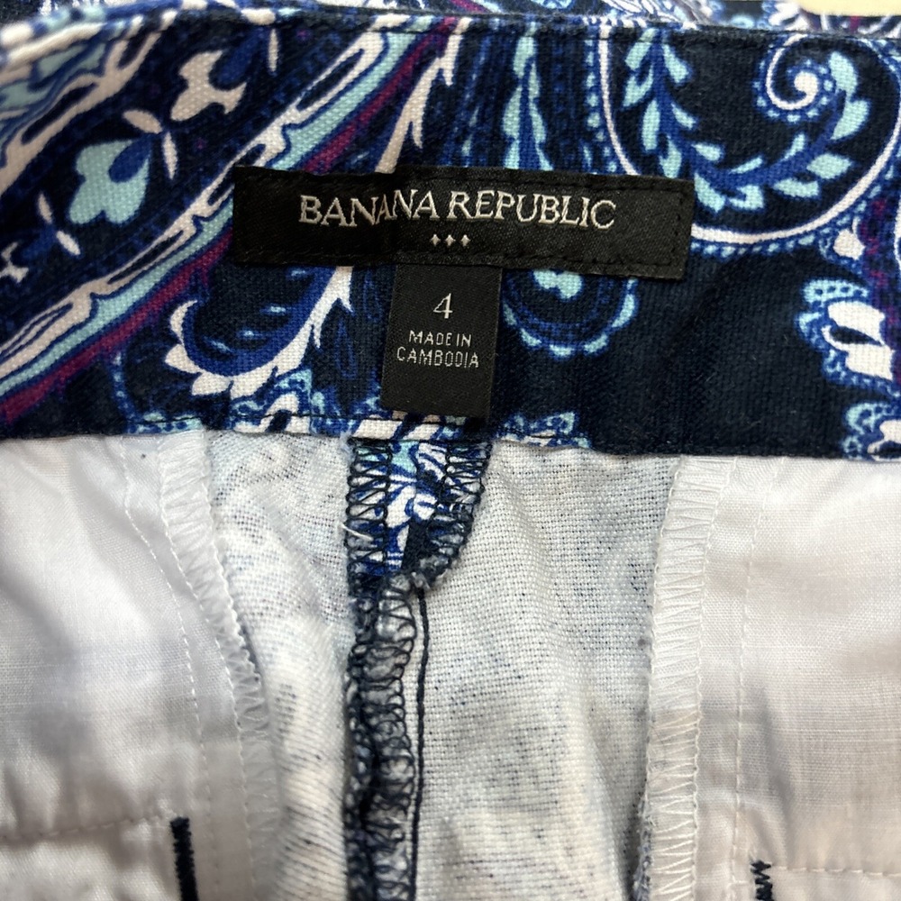 Banana‎ Republic Women's Shorts Sz 4 Blue Purple Paisley Flat Front 3" Inseam - Picture 7 of 8